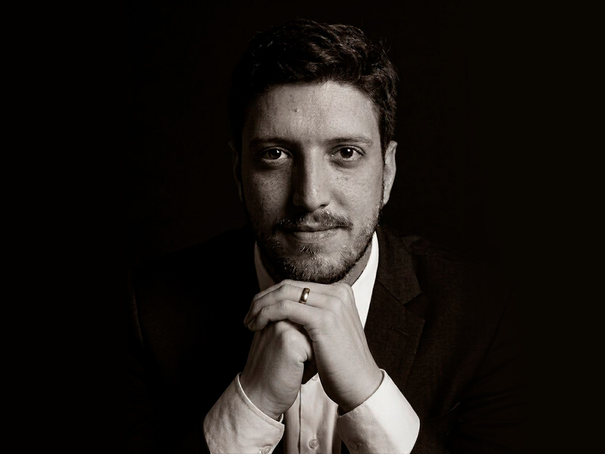 Federico Bassi explora los límites de la justicia y la ambición en «La esencia de la flor»